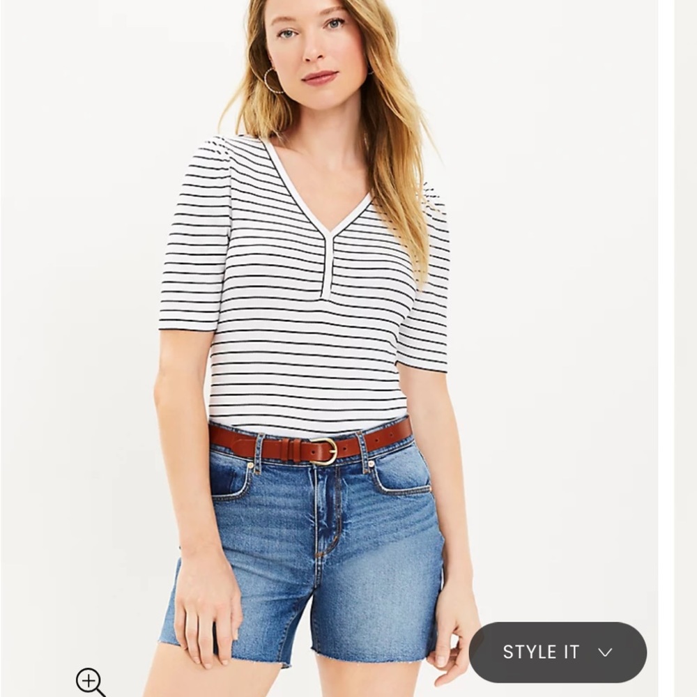 LOFT Destructed Girlfriend Denim Shorts in Super Light Indigo NWT